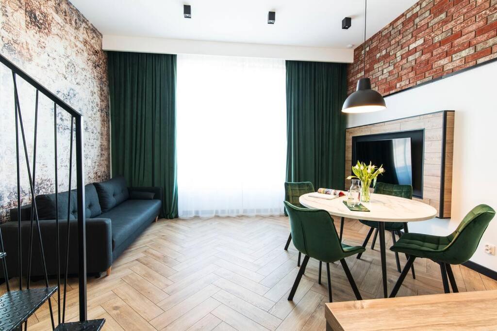 Ukiel Park 1 By Rent4You Olsztyn  Buitenkant foto